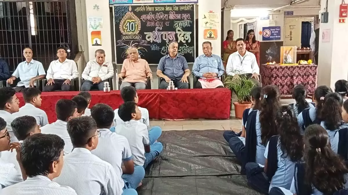 ज्ञानदीप इंग्लिश मीडिअम स्कूल (सी.बी.एस.सी.) मोरवंडे- बोरजचा 10 वा वर्धापनदिन